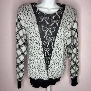 Vtg Leslie Fay black and white sweater w/shoulder pads sz14